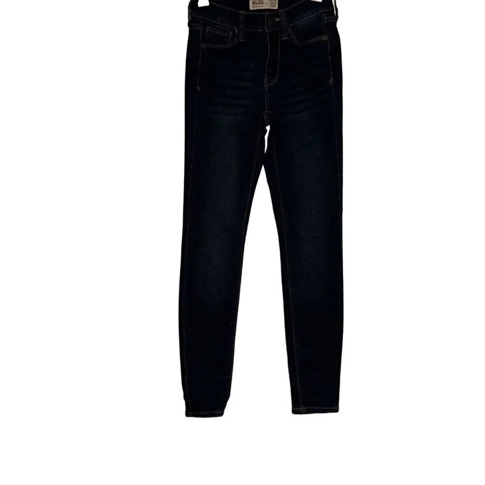 Mudd Juniors Size 0 Blue Mid Rise Dark Wash Skinny Stretchy Denim Jeans